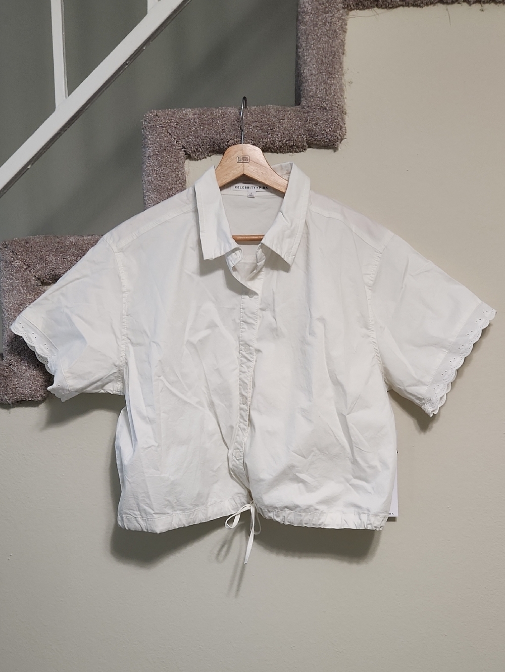 Celebrity Pink White Short-Sleeve Button Down Shirt with Drawstring